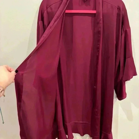 Victorias Secret Robe - Picture 5 of 5